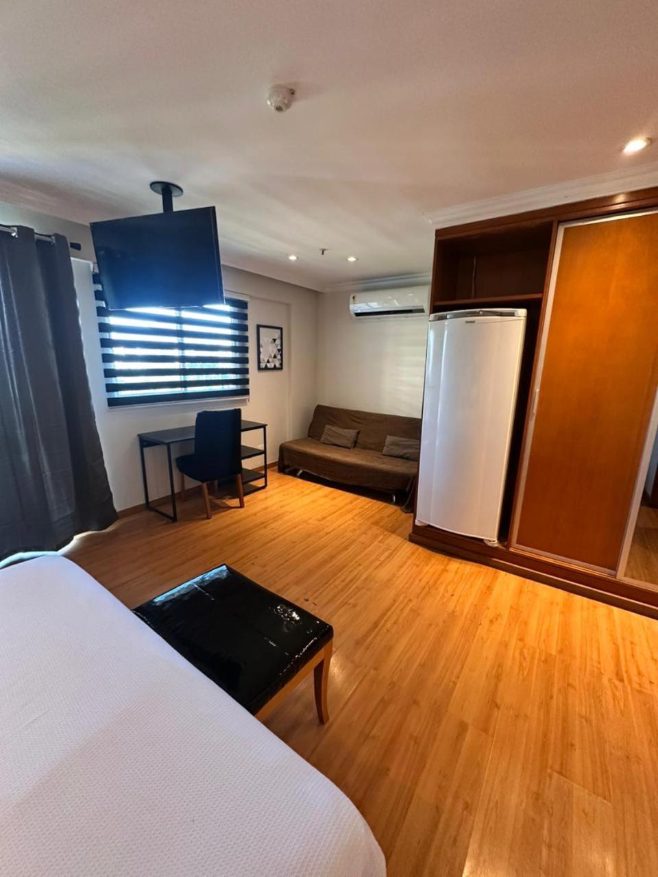 Barra Da Tijuca - 508 - De Frente Para Maravilhosa Piscina - Estacionamento Gratuito - Academia Comphania Atletica - Balsa Para Praia Gratis - Microondas - Geladeira Grande - Recepcao 24Horas - Wi-Fi - Com Pia Rio de Janeiro Exterior photo